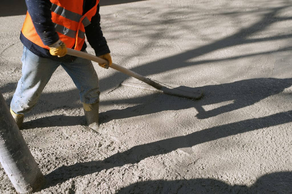 pouring concrete in winter 
